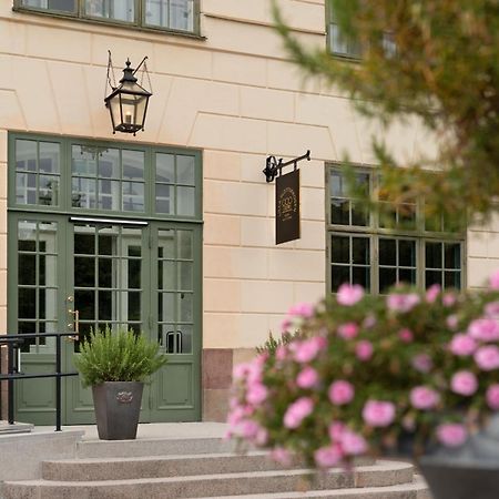 Naesby Slott Hotel Täby Kültér fotó