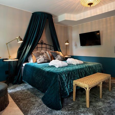 Naesby Slott Hotel Täby Kültér fotó