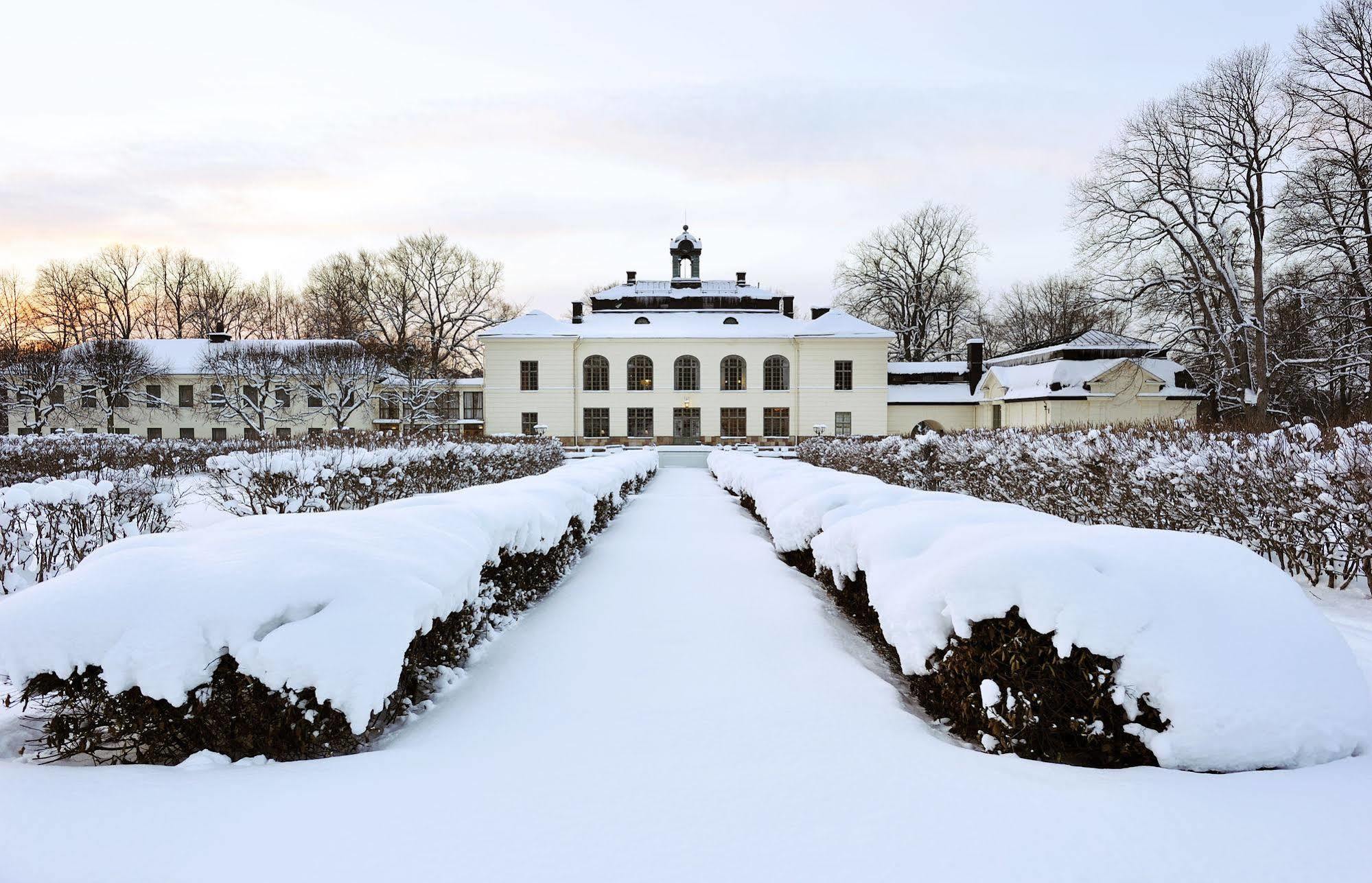 Naesby Slott Hotel Täby Kültér fotó