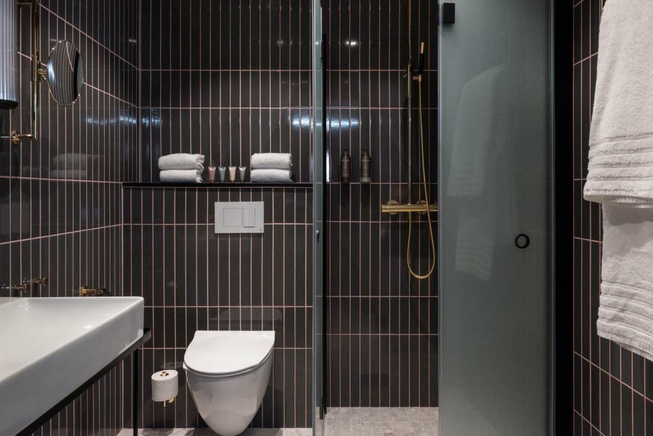 Naesby Slott Hotel Täby Szoba fotó