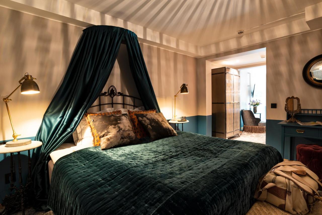 Naesby Slott Hotel Täby Kültér fotó