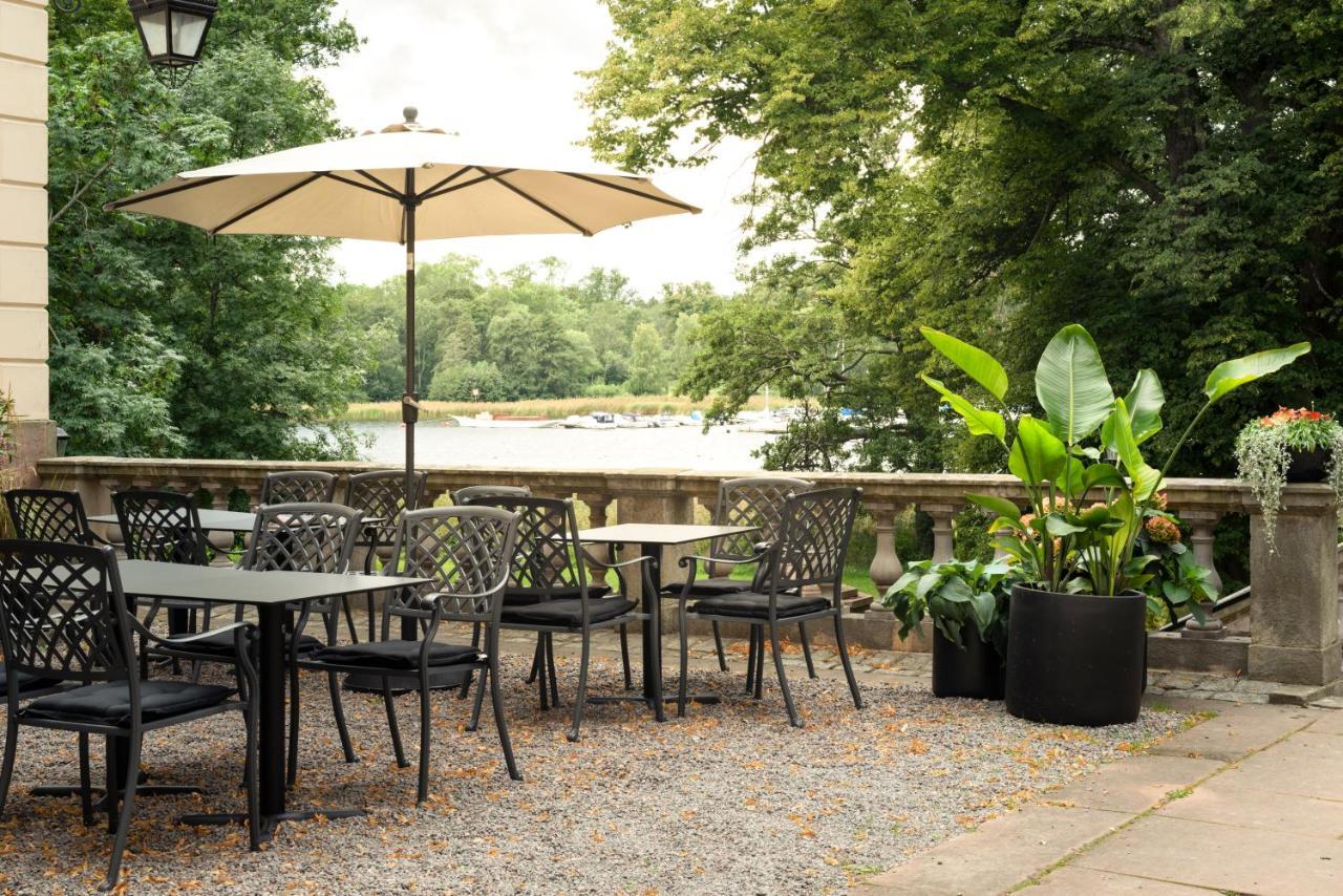 Naesby Slott Hotel Täby Kültér fotó
