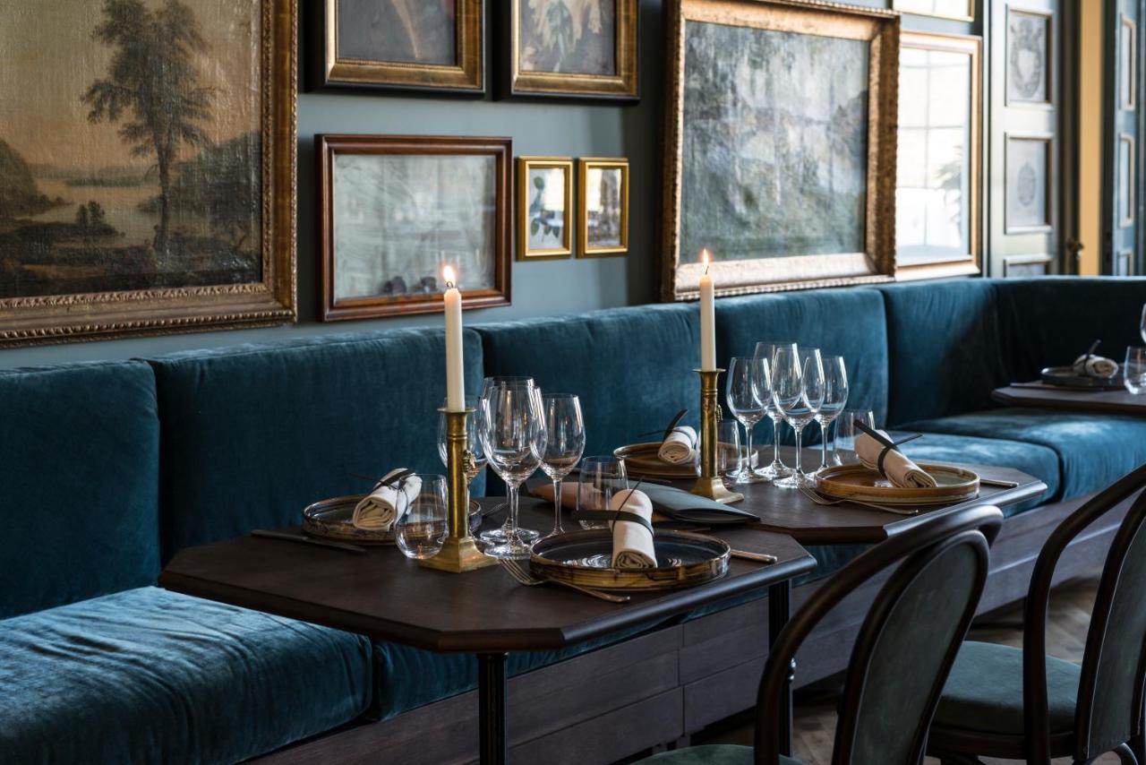 Naesby Slott Hotel Täby Kültér fotó